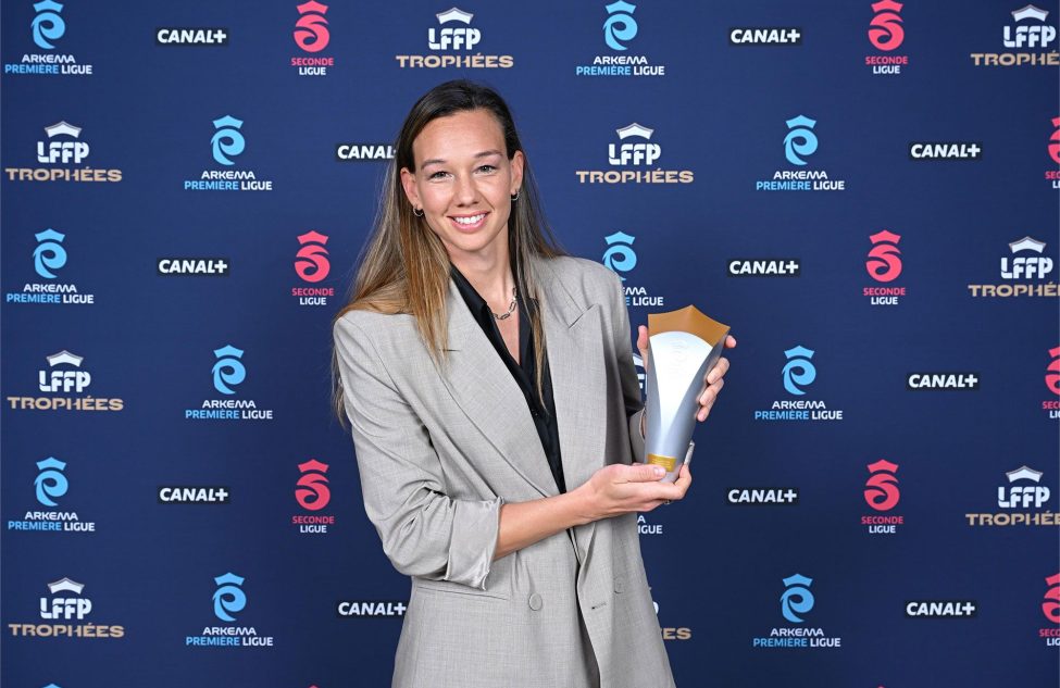 Christiane Endler élue meilleure gardienne de la saison !