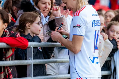 Ada Hegerberg & les supporters