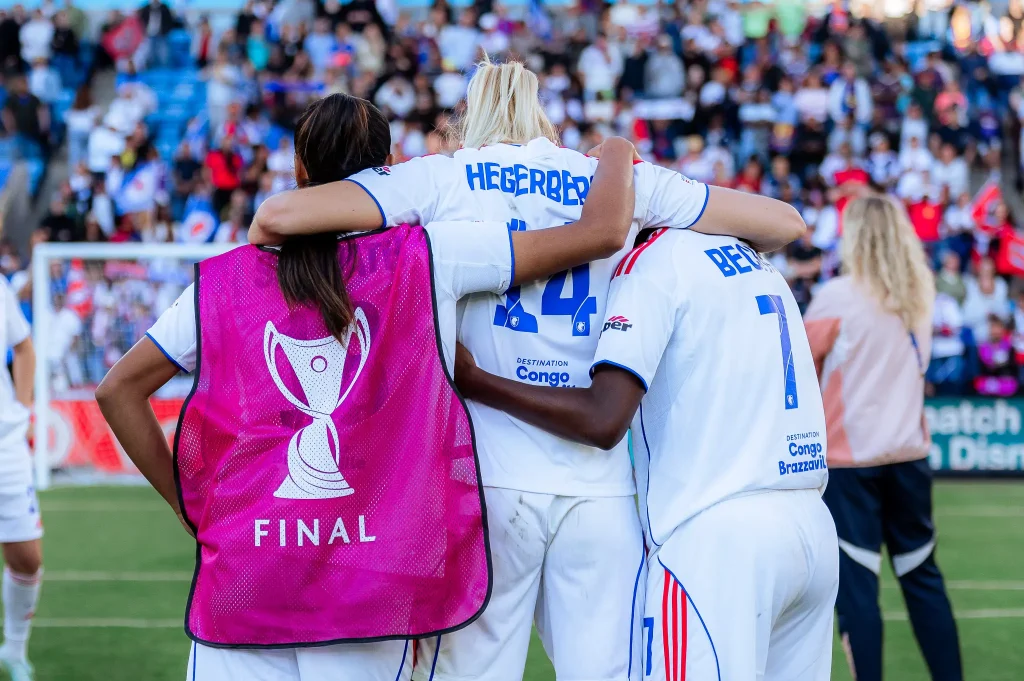 Alice Sombath, Ada Hegerberg & Vicki Becho