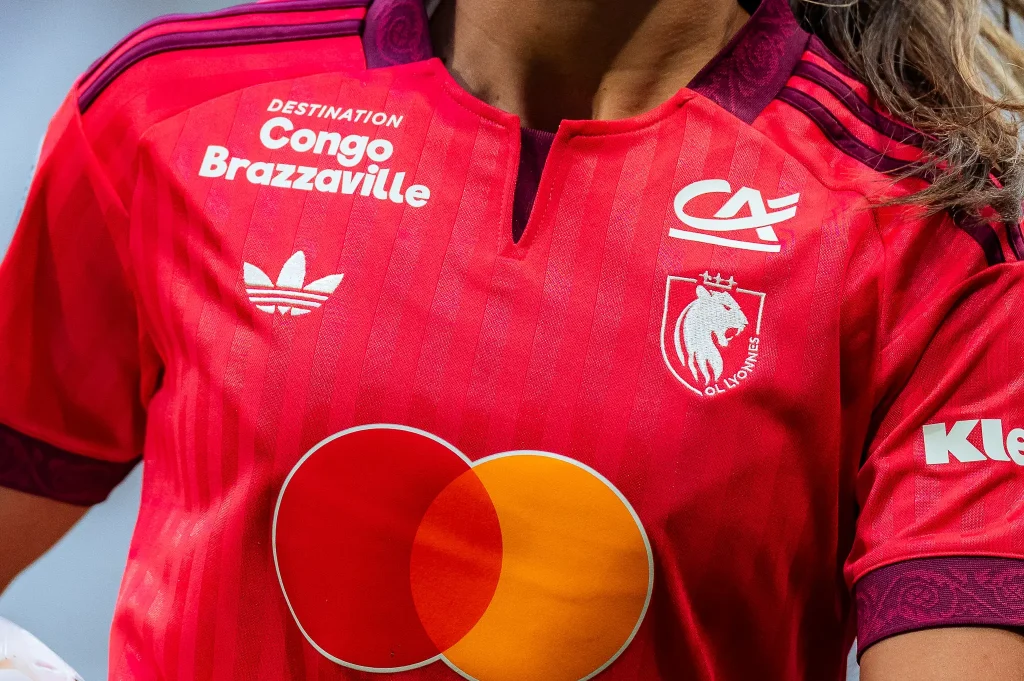 Zoom sur le maillot away 2026-2027