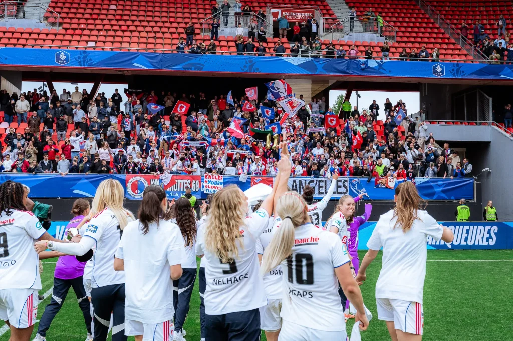 La communion avec les supporters lyonnais