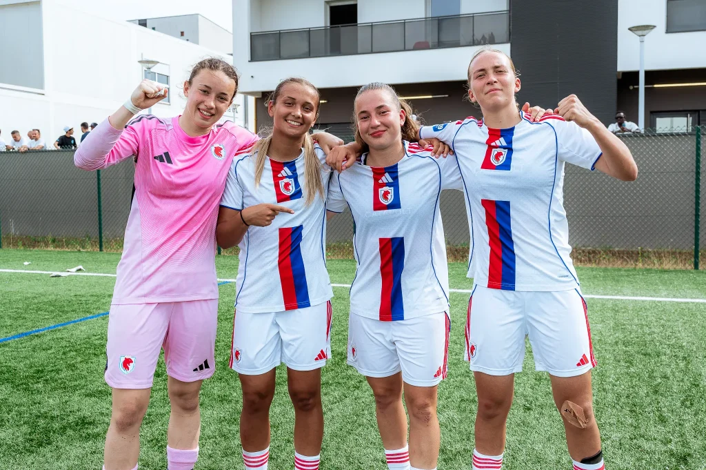 Lou Marchal, Romane Rafalski, Emilie Mece & Maïwenn Olivier