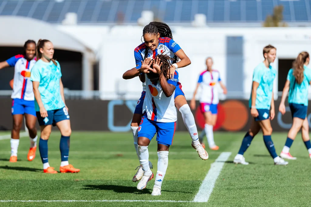 Salma Paralluelo & Melchie Dumornay