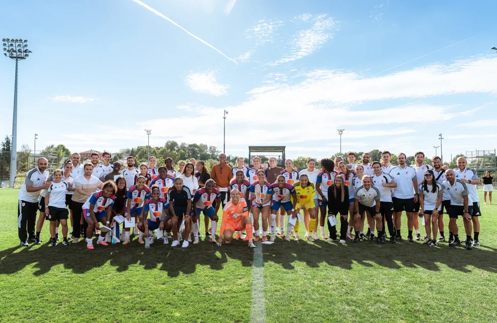 Les Lyonnes remportent la Mastercard Cup face à London City Lionesses (4-0)