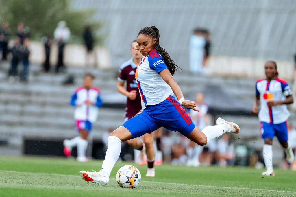 Salma Paralluelo