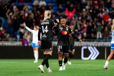 Ada Hegerberg & Liana Joseph célébrant