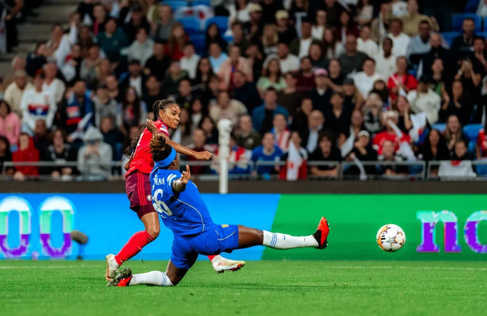 Inside - OL Lyonnes : le premier choc européen au Groupama Stadium